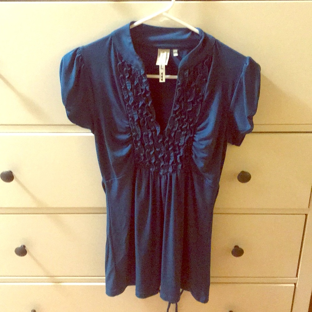 Blue top